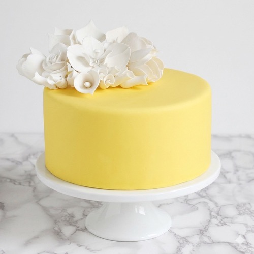 fondant cake
