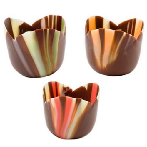 petit fours cups